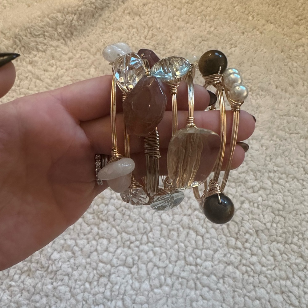 Unique gold and gem bangles